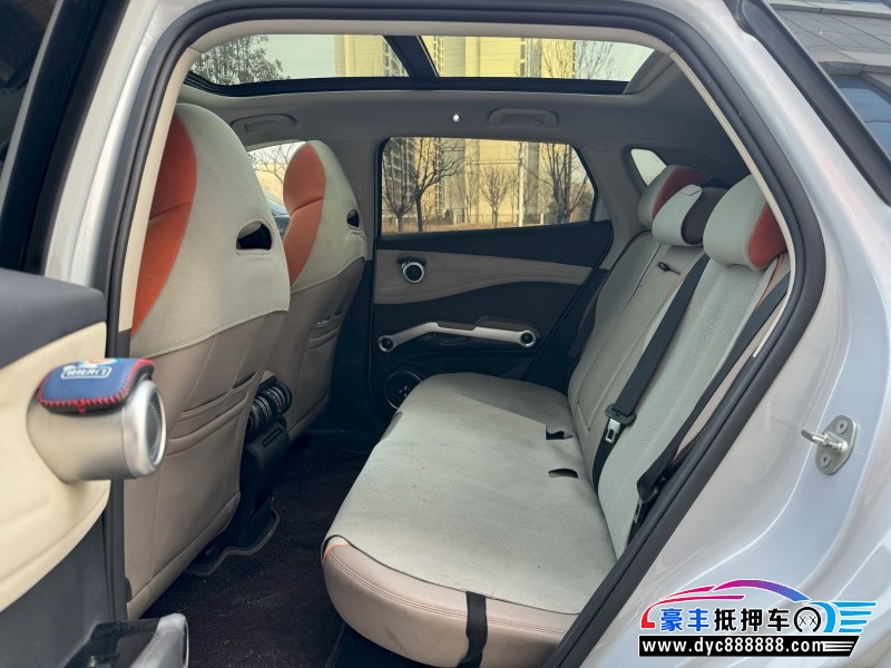 24年比亚迪元轿车抵押车出售