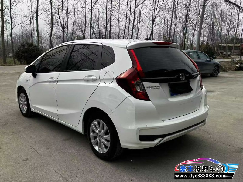 19年本田飞度轿车抵押车出售