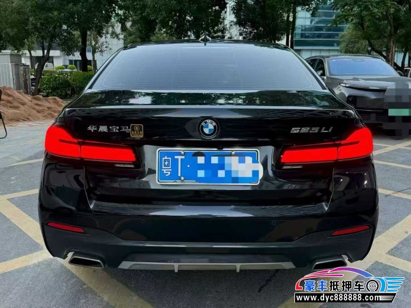 22年宝马5系轿车抵押车出售