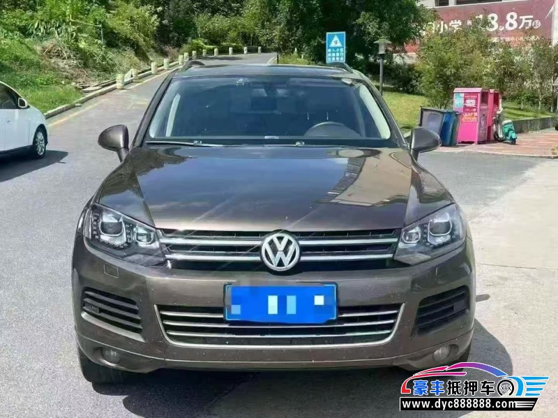 抵押车出售15年大众途锐轿车