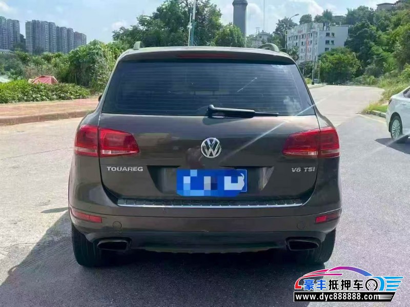 15年大众途锐轿车抵押车出售