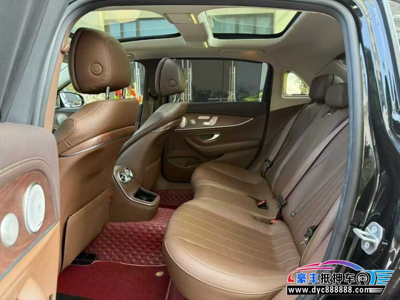 22年奔驰E轿车抵押车出售