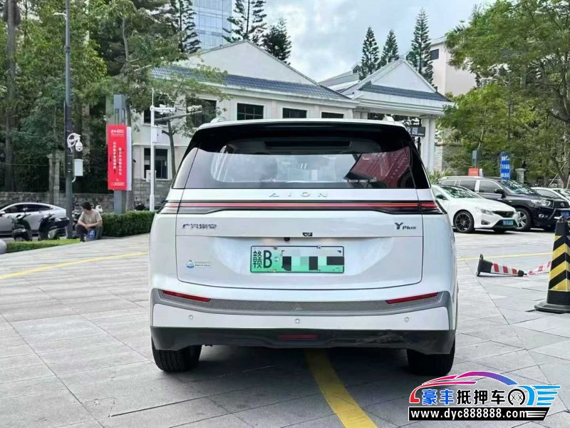 24年埃安Y70轿车抵押车出售