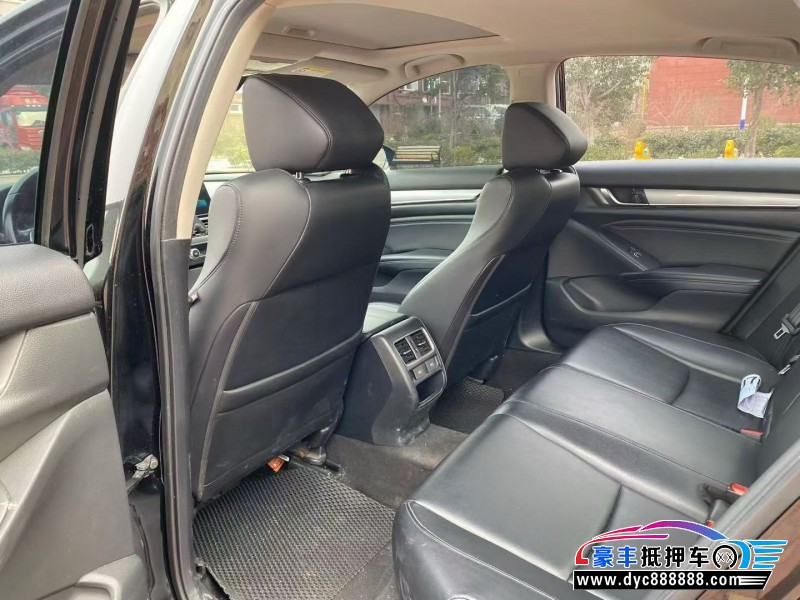 23年本田雅阁轿车抵押车出售