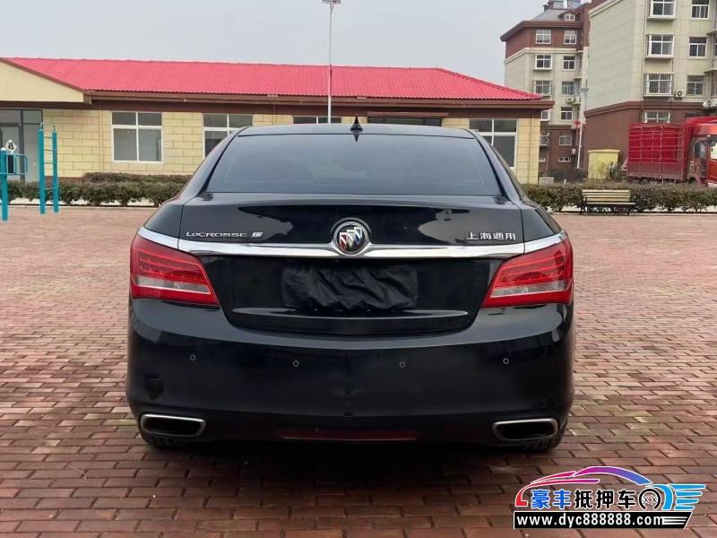 15年别克君越轿车抵押车出售