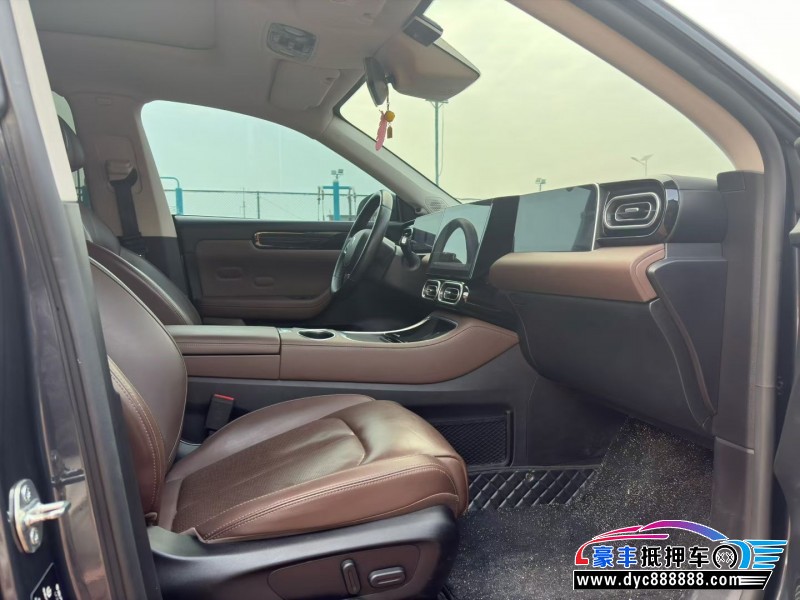 23年零跑C11轿车抵押车出售