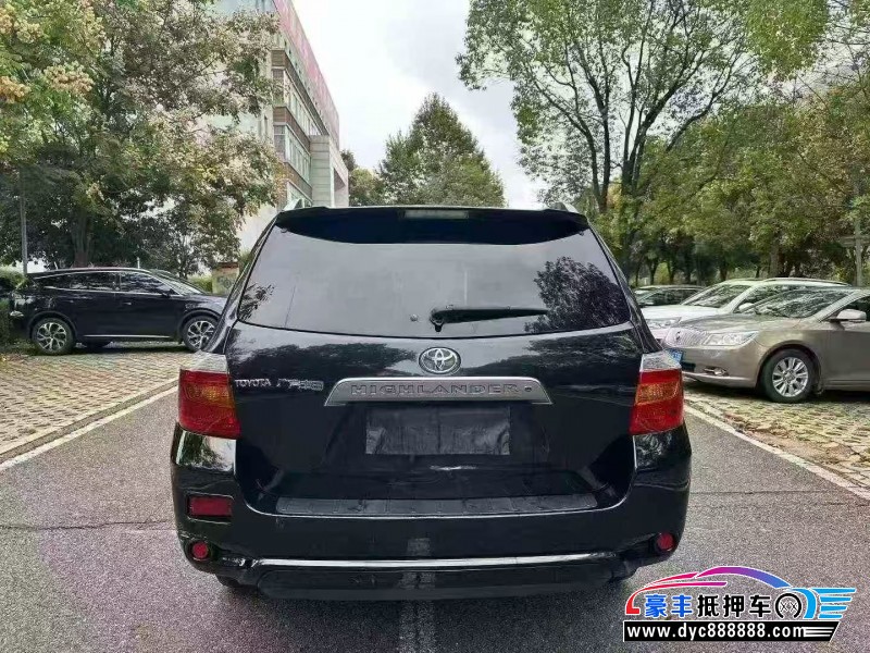 12年丰田汉兰达轿车抵押车出售