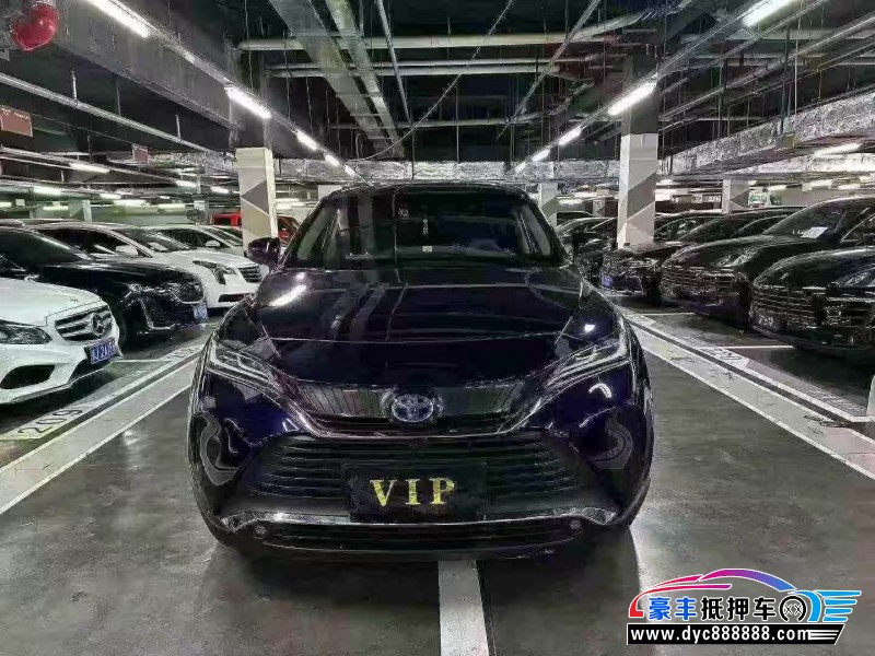 抵押车出售22年丰田凌放轿车