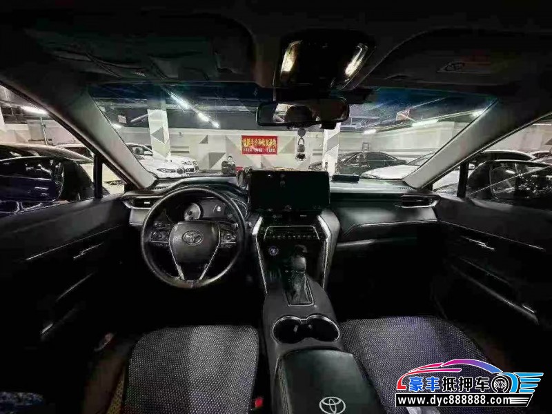 22年丰田凌放轿车抵押车出售