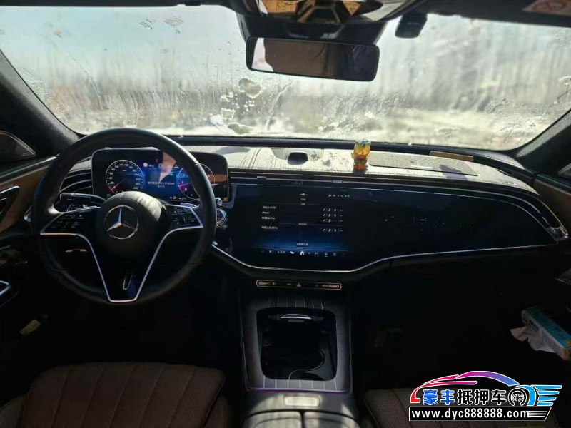 24年奔驰E轿车抵押车出售