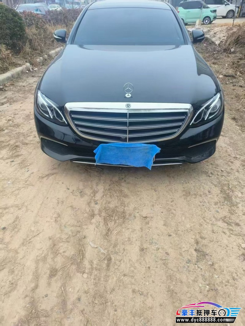 20年奔驰E轿车抵押车出售