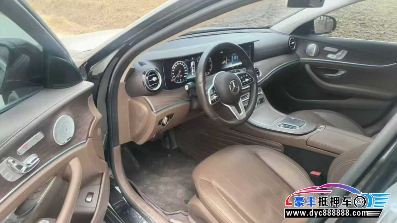 20年奔驰E轿车抵押车出售