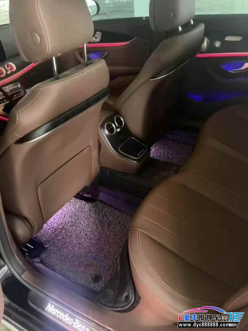 23年奔驰E轿车抵押车出售