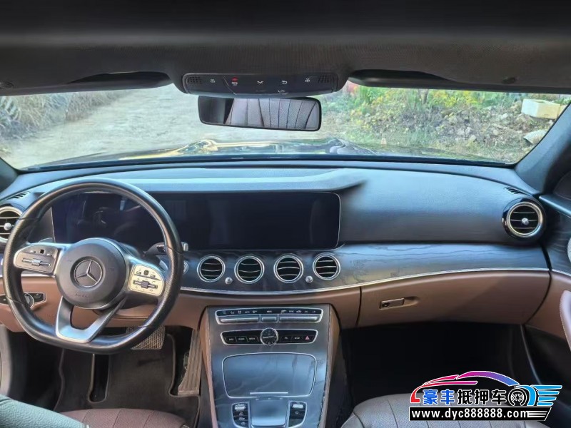 20年奔驰E轿车抵押车出售