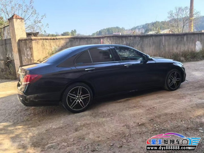 20年奔驰E轿车抵押车出售