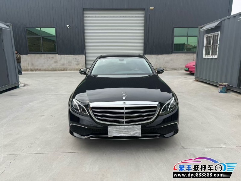 抵押车出售20年奔驰E轿车