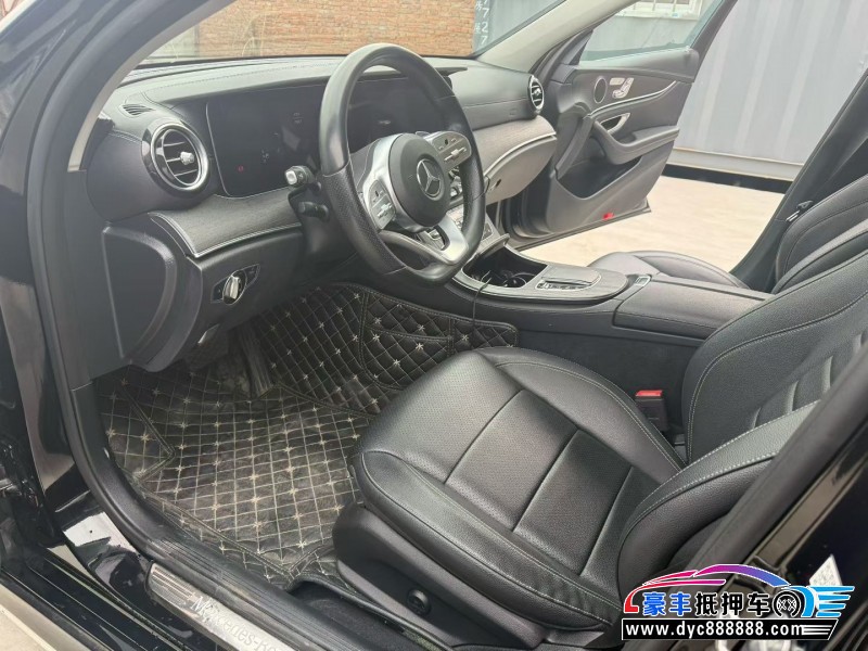 20年奔驰E轿车抵押车出售