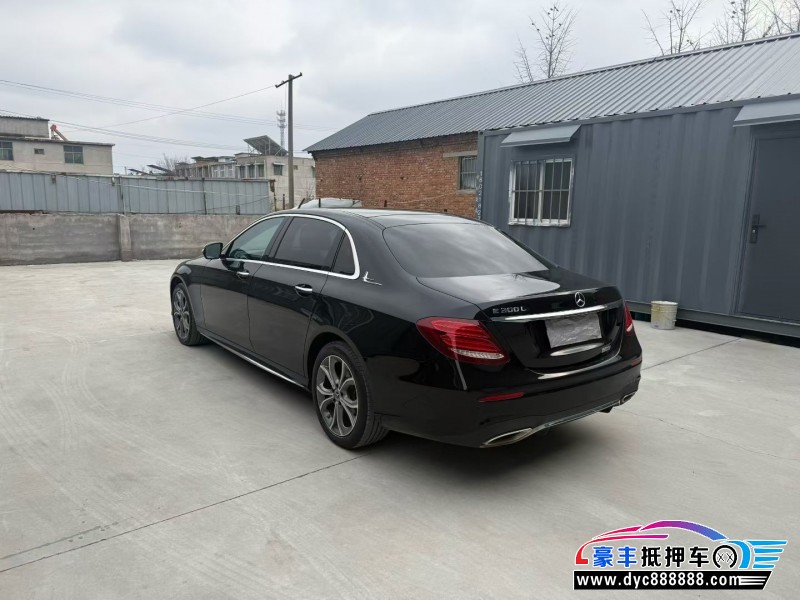 20年奔驰E轿车抵押车出售