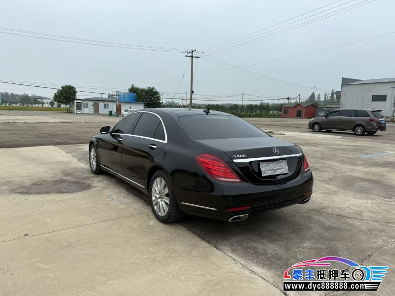 17年奔驰S轿车抵押车出售