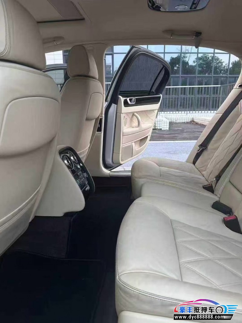 13年宾利飞驰轿车抵押车出售