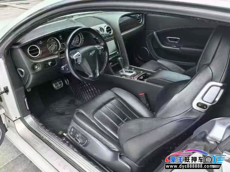 14年宾利欧陆轿车抵押车出售