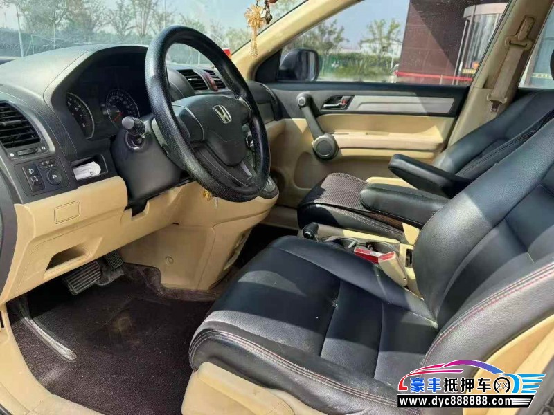 10年本田CR-V轿车抵押车出售