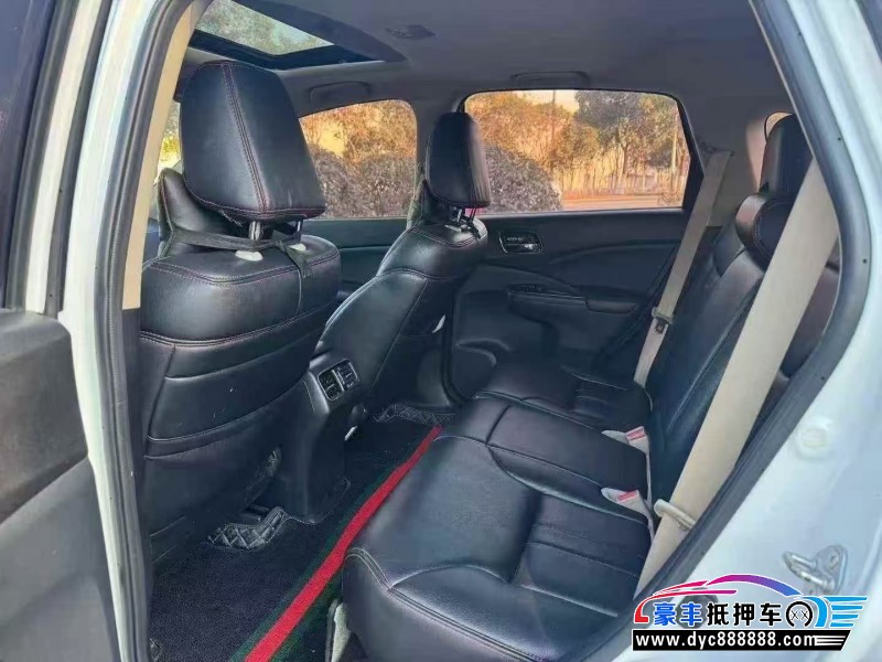 17年本田CR-V轿车抵押车出售