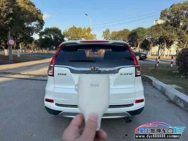 17年本田CR-V轿车抵押车出售