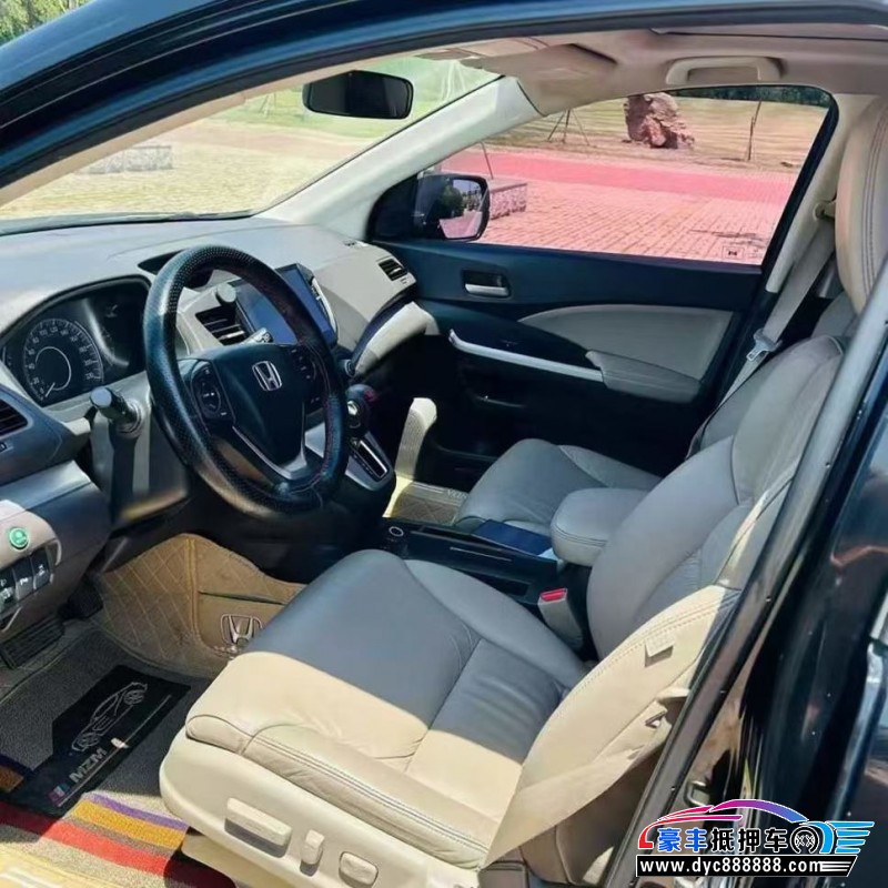 15年本田CR-V轿车抵押车出售