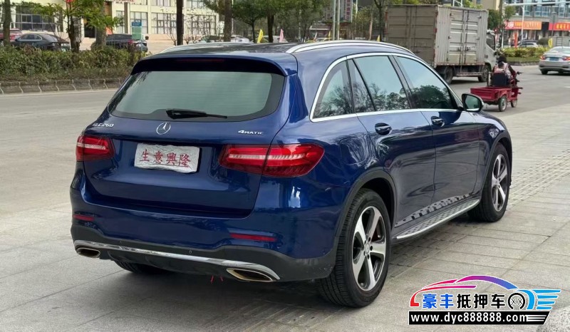 17年奔驰GLC轿车抵押车出售