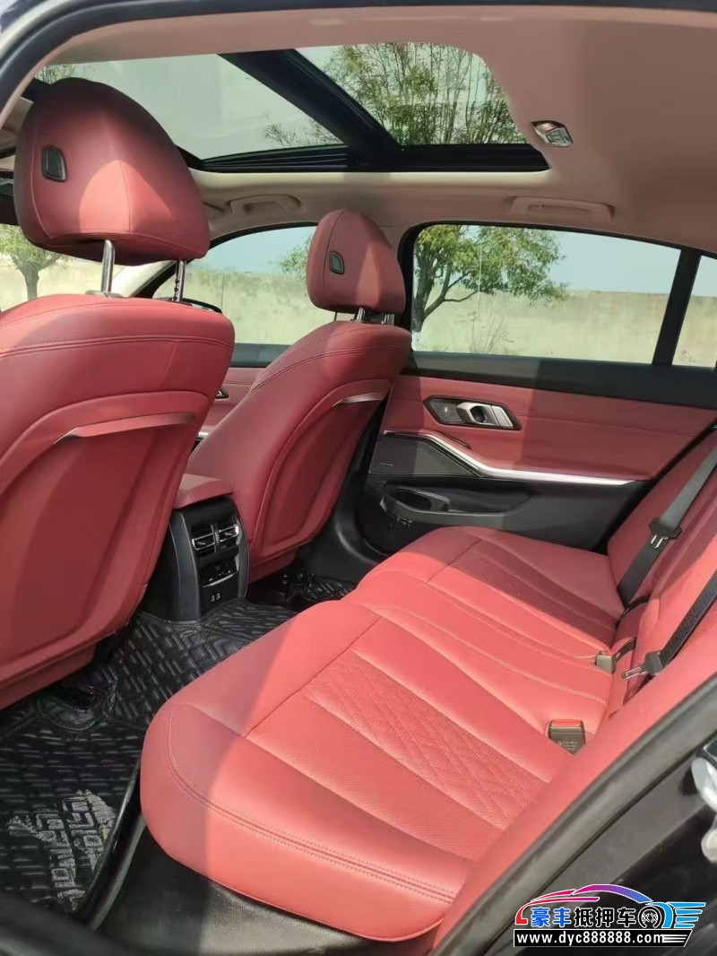 24年宝马3系轿车抵押车出售