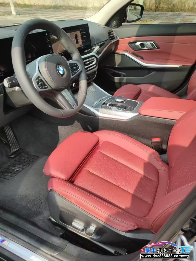 24年宝马3系轿车抵押车出售