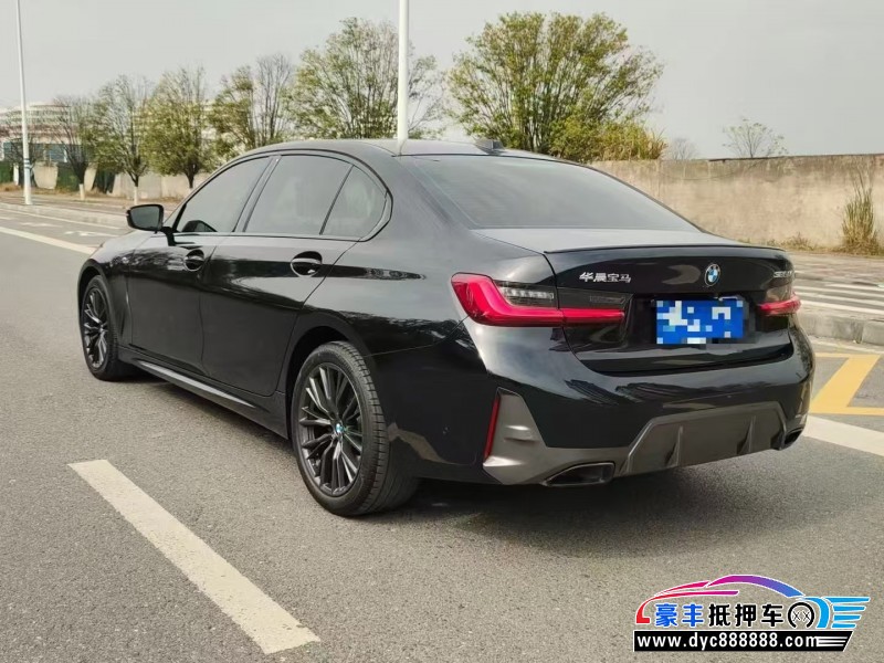 24年宝马3系轿车抵押车出售