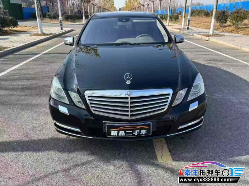 13年奔驰E轿车抵押车出售