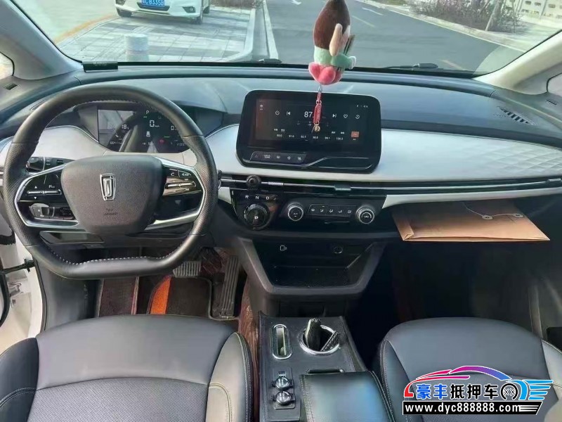 23年奔腾NAT轿车抵押车出售