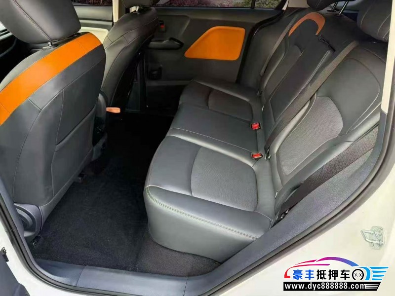 24年奔腾NAT轿车抵押车出售