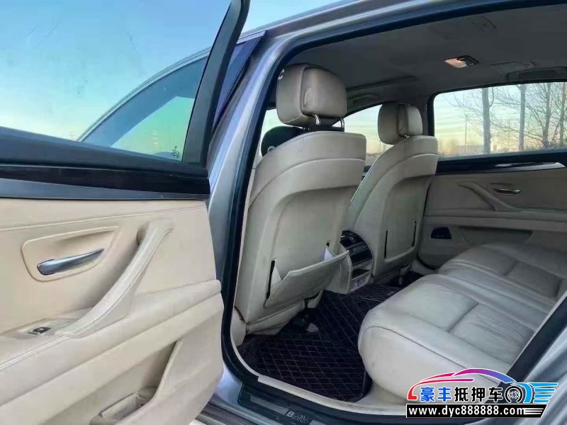 13年宝马5系轿车抵押车出售