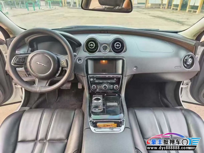 15年捷豹XJL轿车抵押车出售