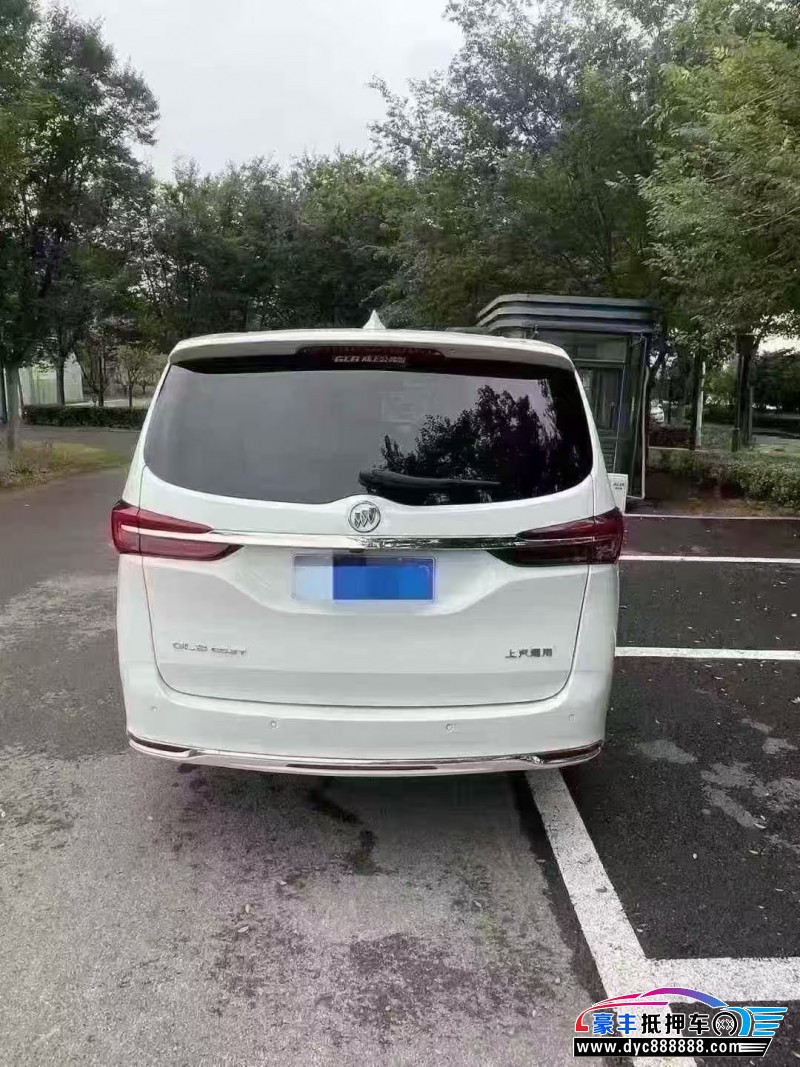 21年别克GL8轿车抵押车出售