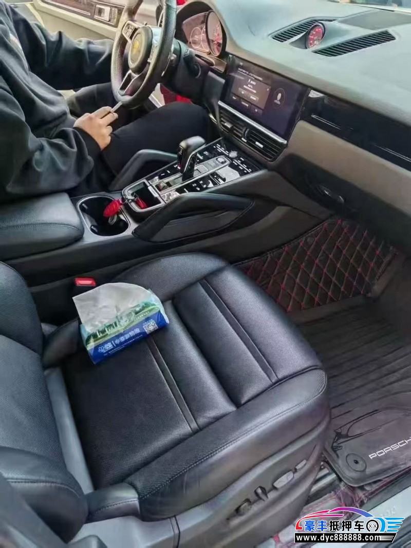 22年保时捷卡宴轿车抵押车出售