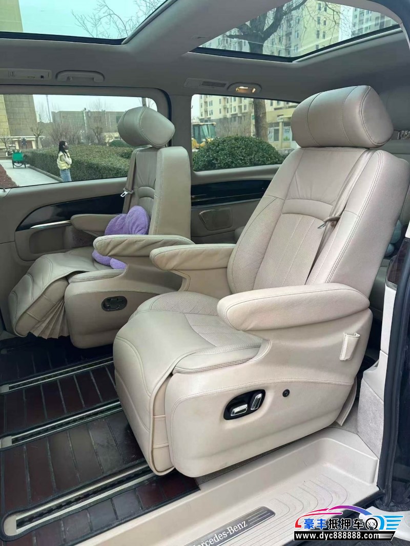 16年奔驰VMPV抵押车出售