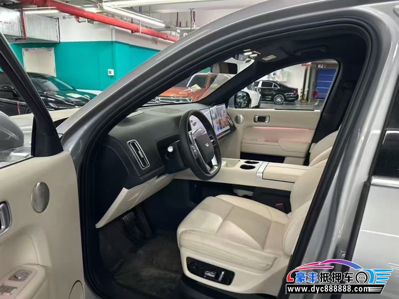 23年理想L9轿车抵押车出售