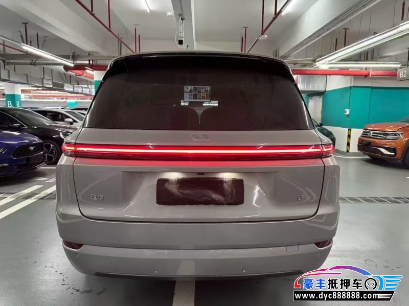 23年理想L9轿车抵押车出售