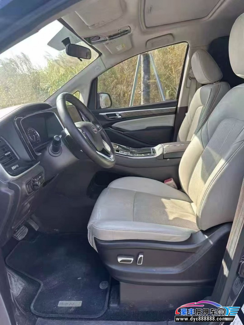 21年传祺M8轿车抵押车出售