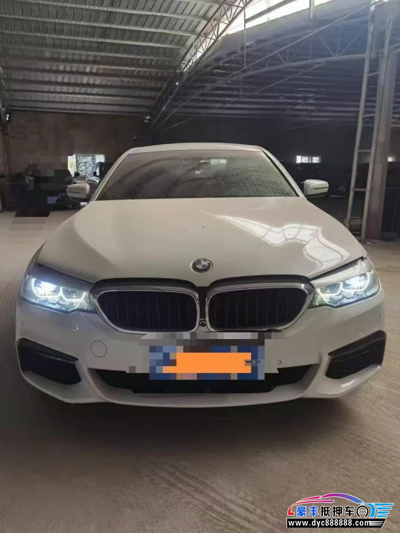 18年宝马5系轿车抵押车出售