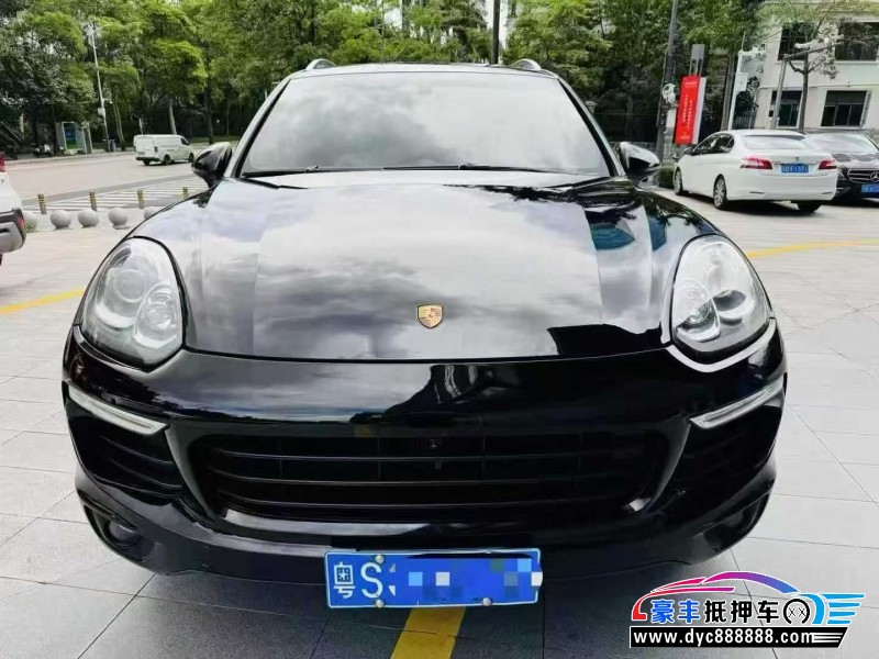 16年保时捷卡宴轿车抵押车出售