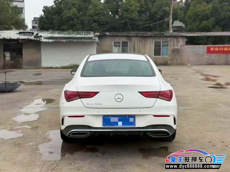 22年奔驰CLA轿车抵押车出售