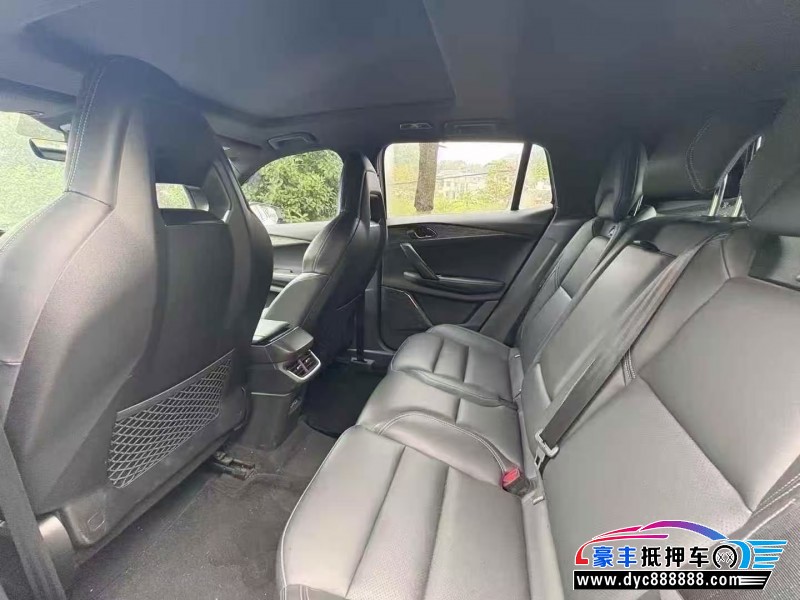 22年领克06轿车抵押车出售