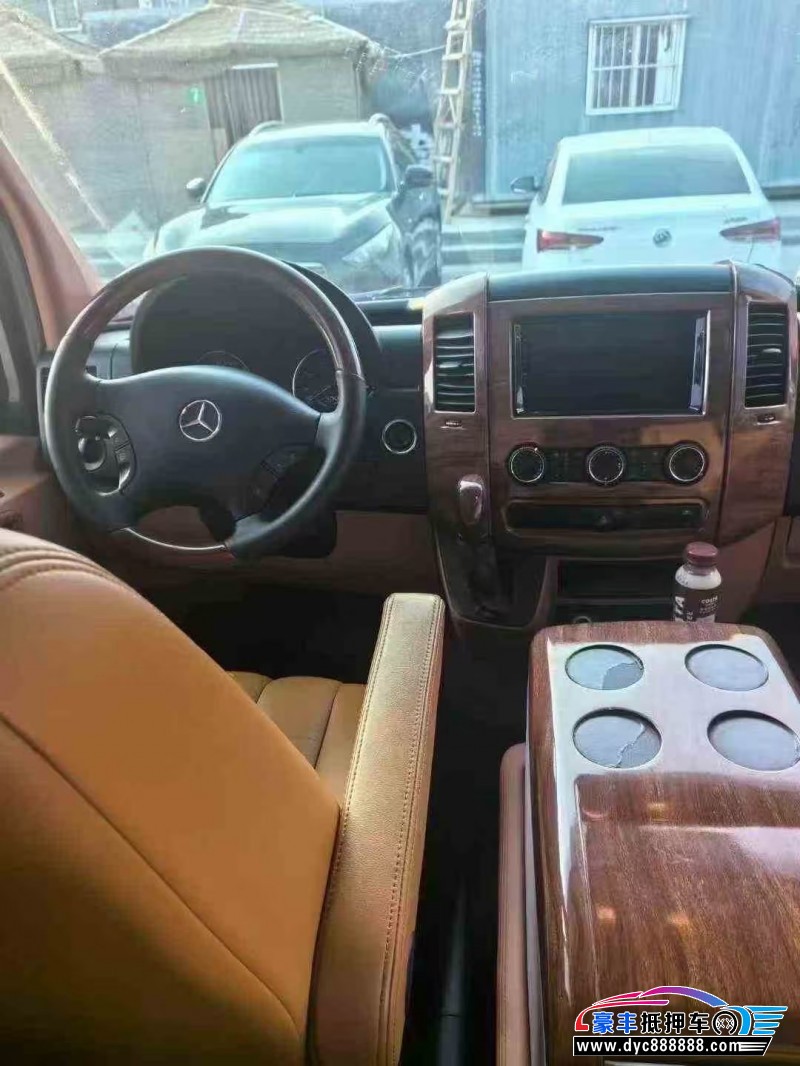 13年奔驰斯宾特MPV抵押车出售