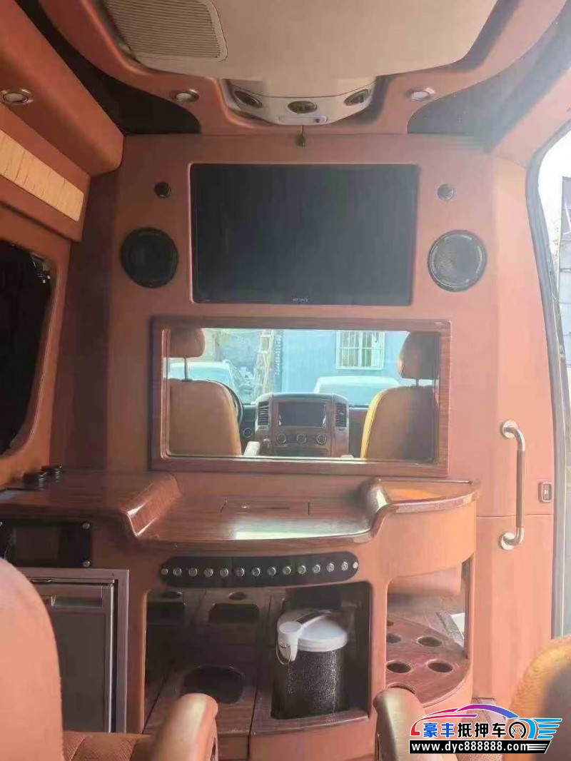 13年奔驰斯宾特MPV抵押车出售